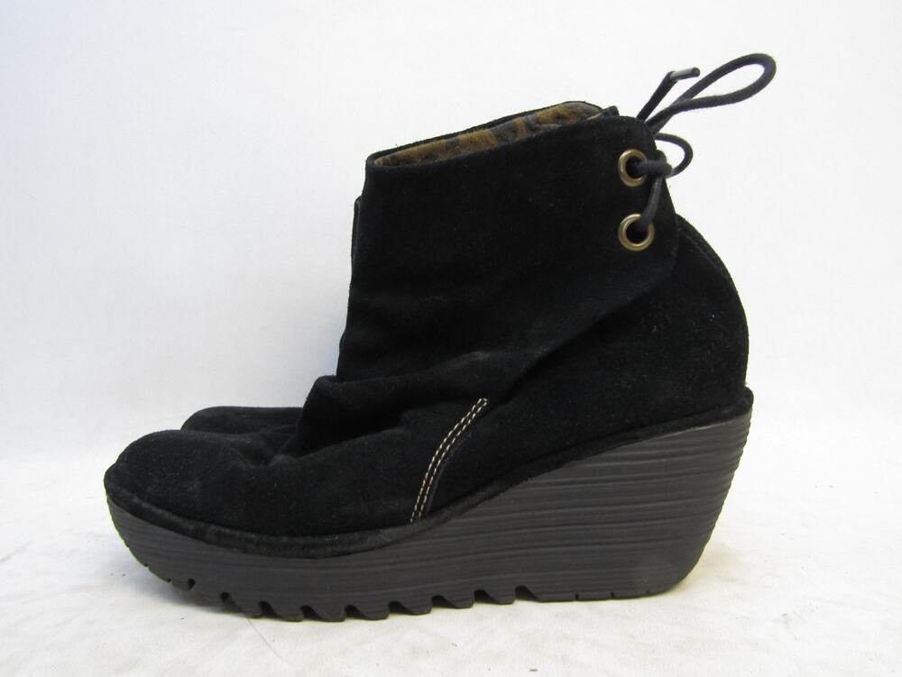 FLY LONDON Womens Sz 41 EUR Black Suede Wedge Lace Up Ankle Fashion Boots Bootie